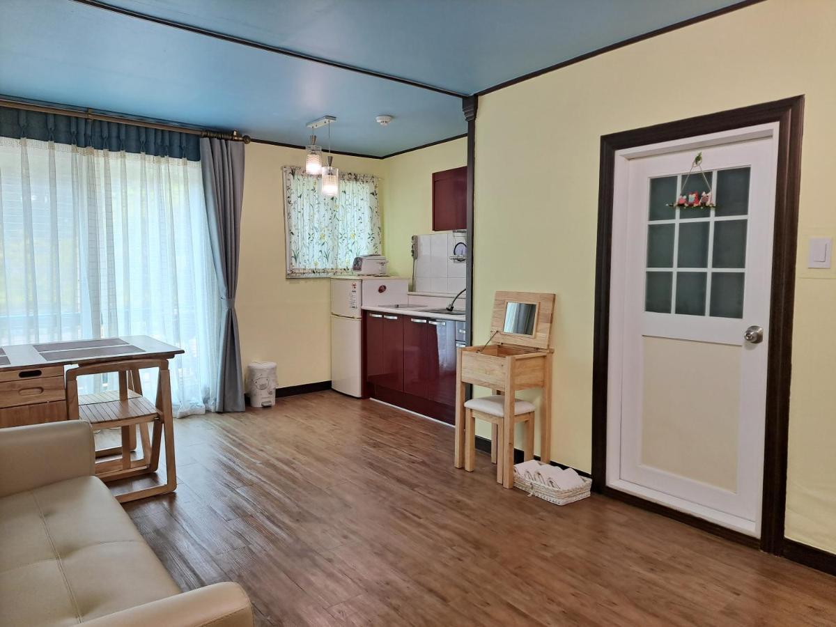 Charm Pension Kaphjong Kültér fotó