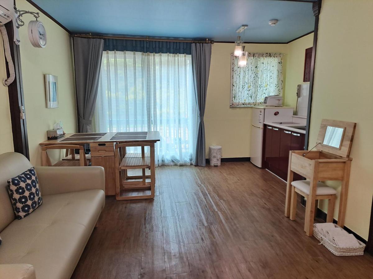 Charm Pension Kaphjong Kültér fotó