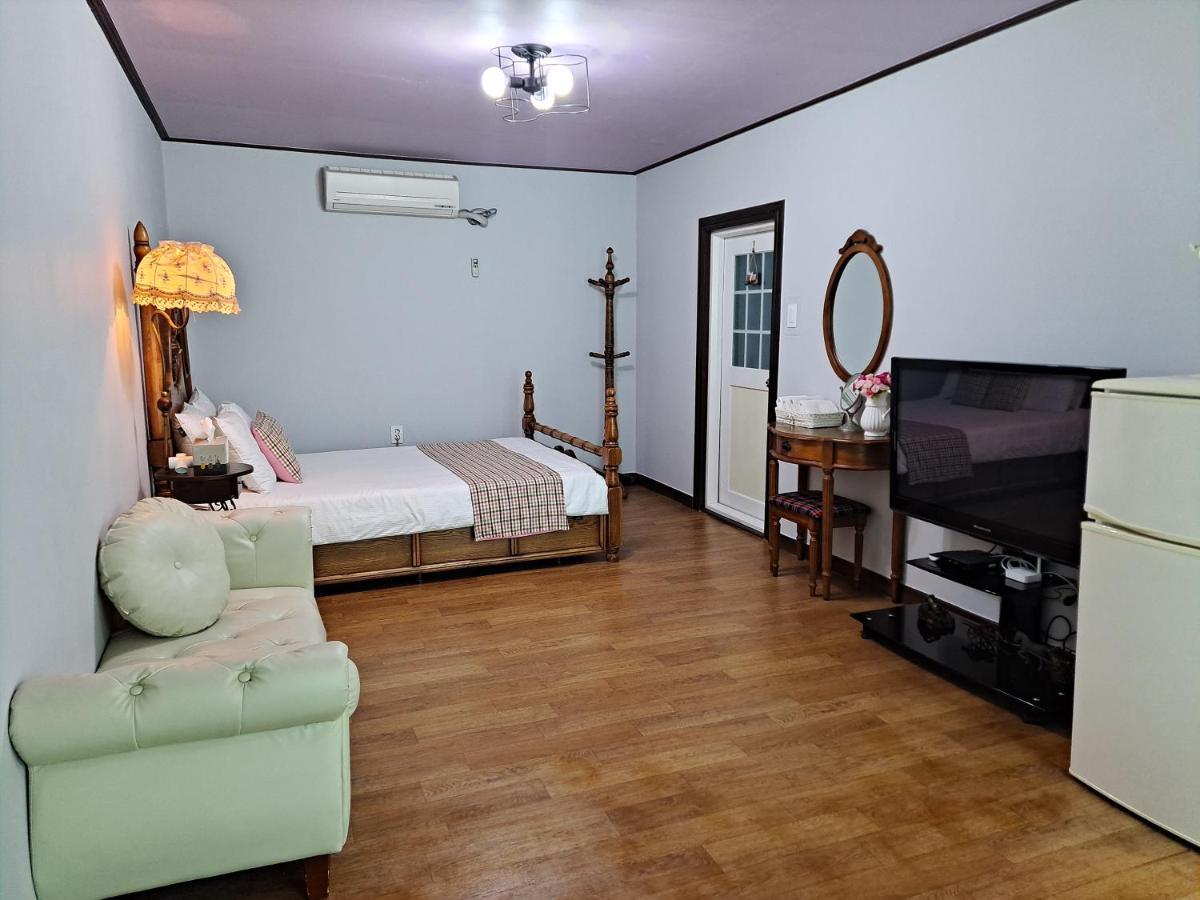 Charm Pension Kaphjong Kültér fotó