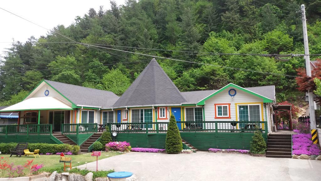 Charm Pension Kaphjong Kültér fotó